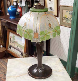HANDEL BOUDOIR LAMP