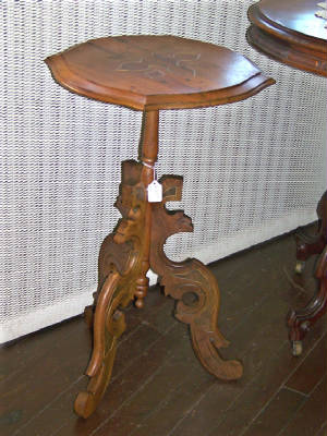 VICTORIAN CANDLE STAND