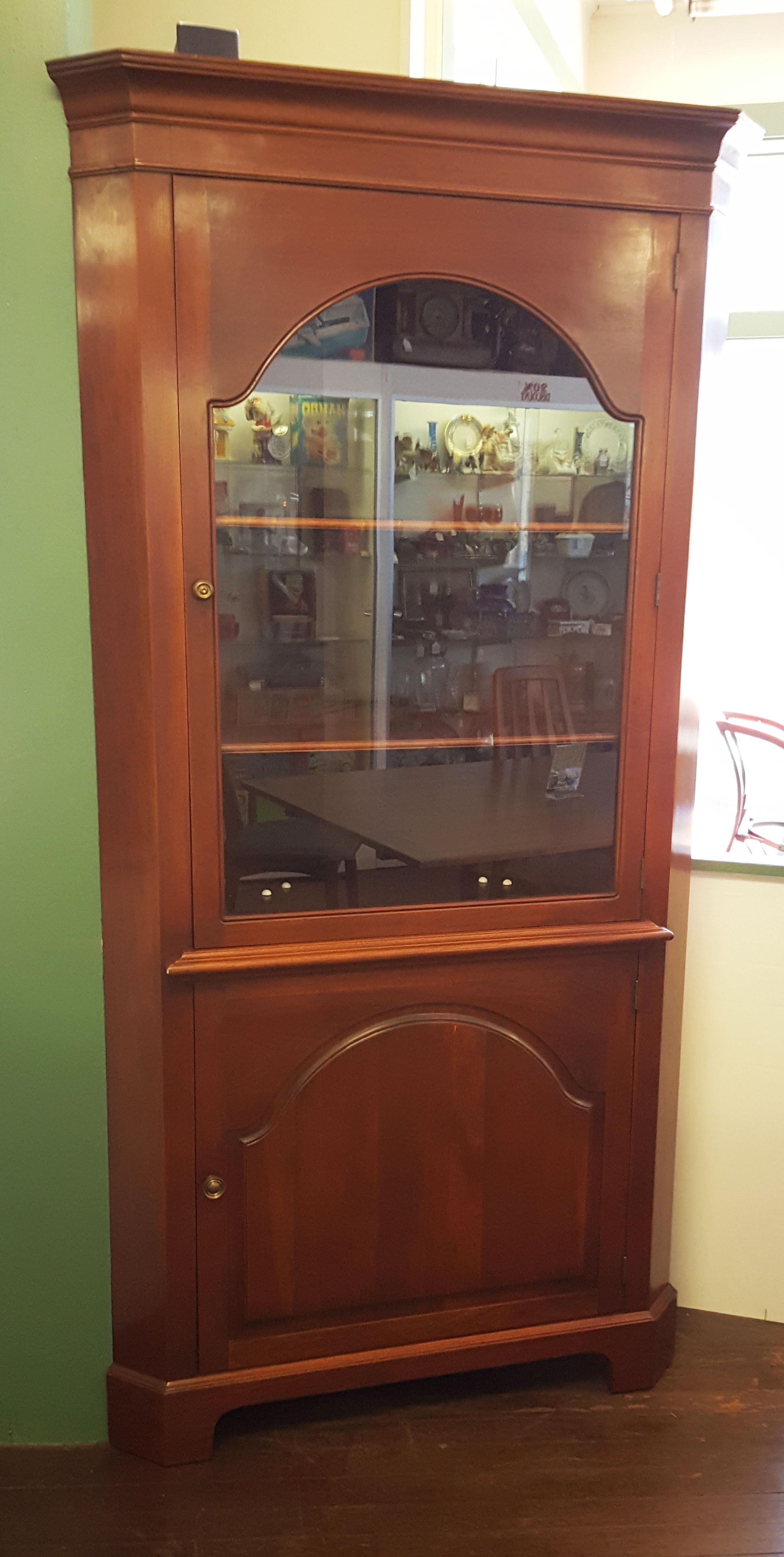CHERRY CORNER CABINET