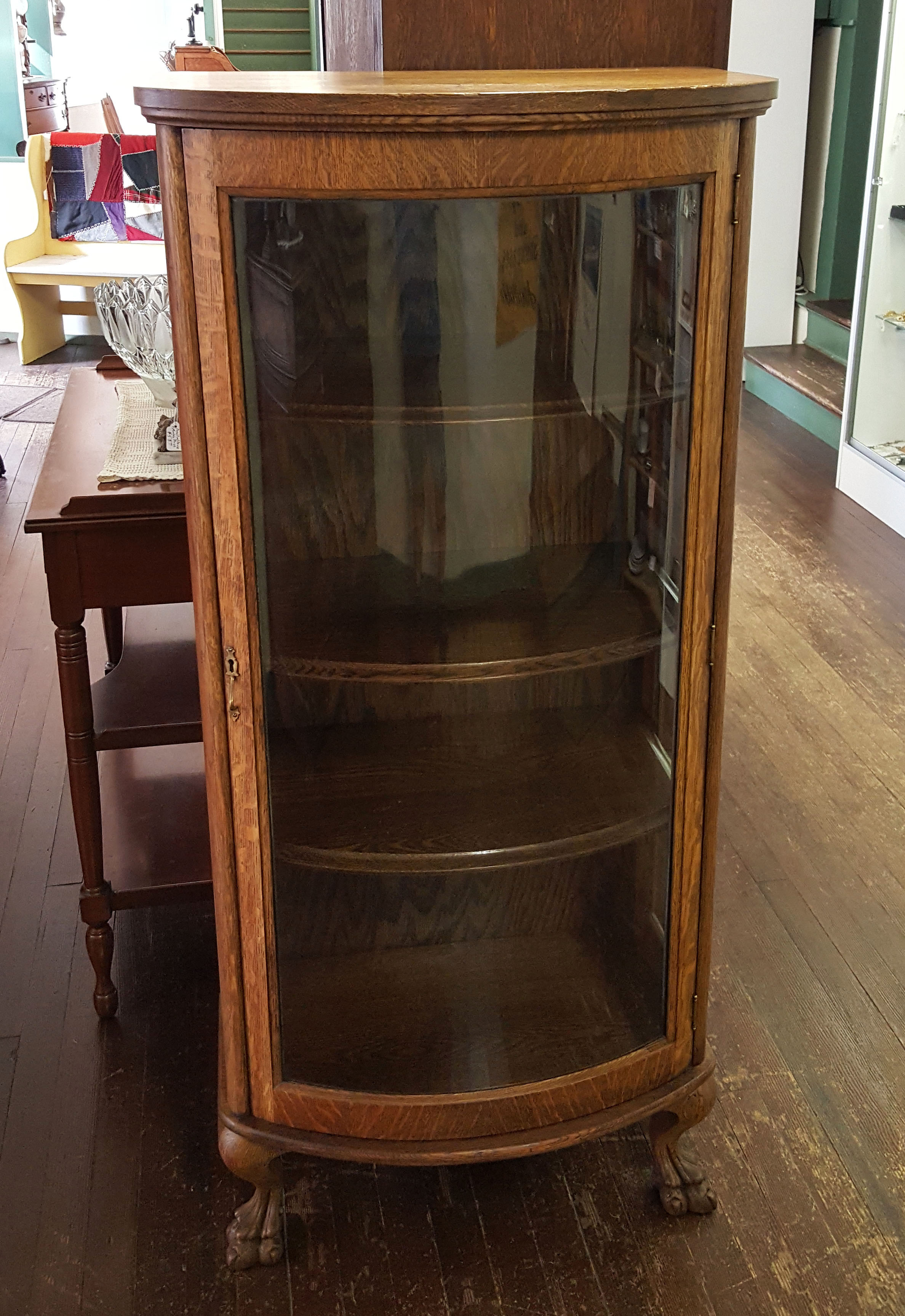 SMALL OAK CURIO CABINET