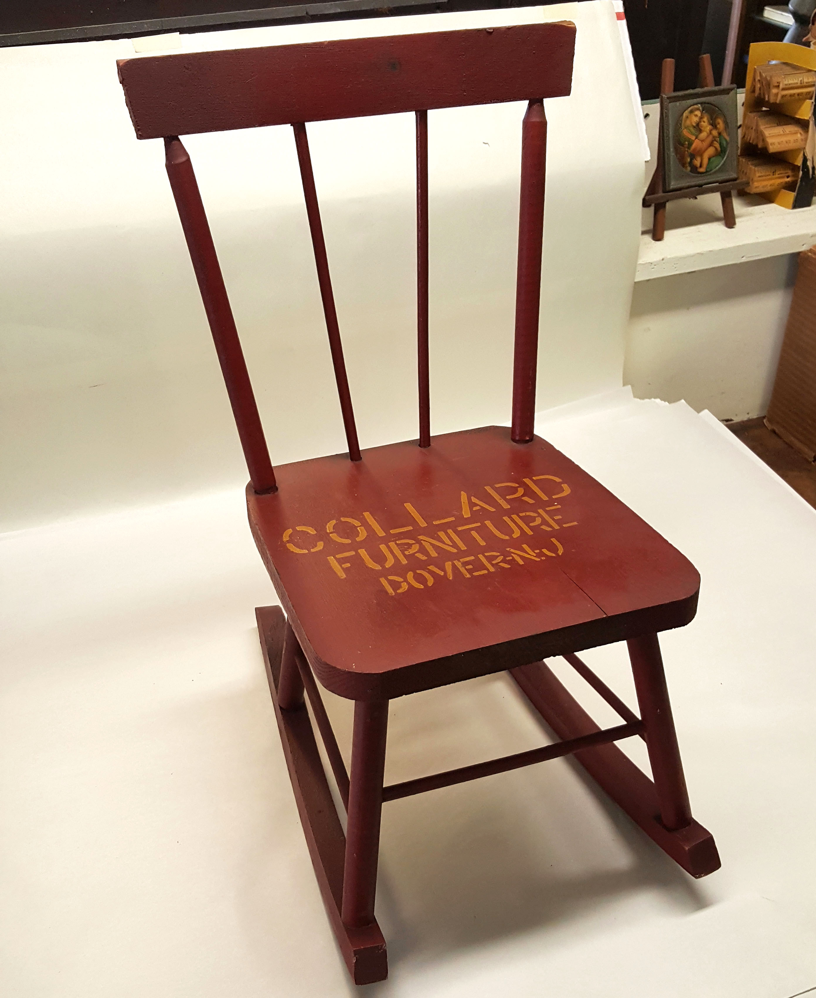 CHILDS ADVERTISING CHAIR