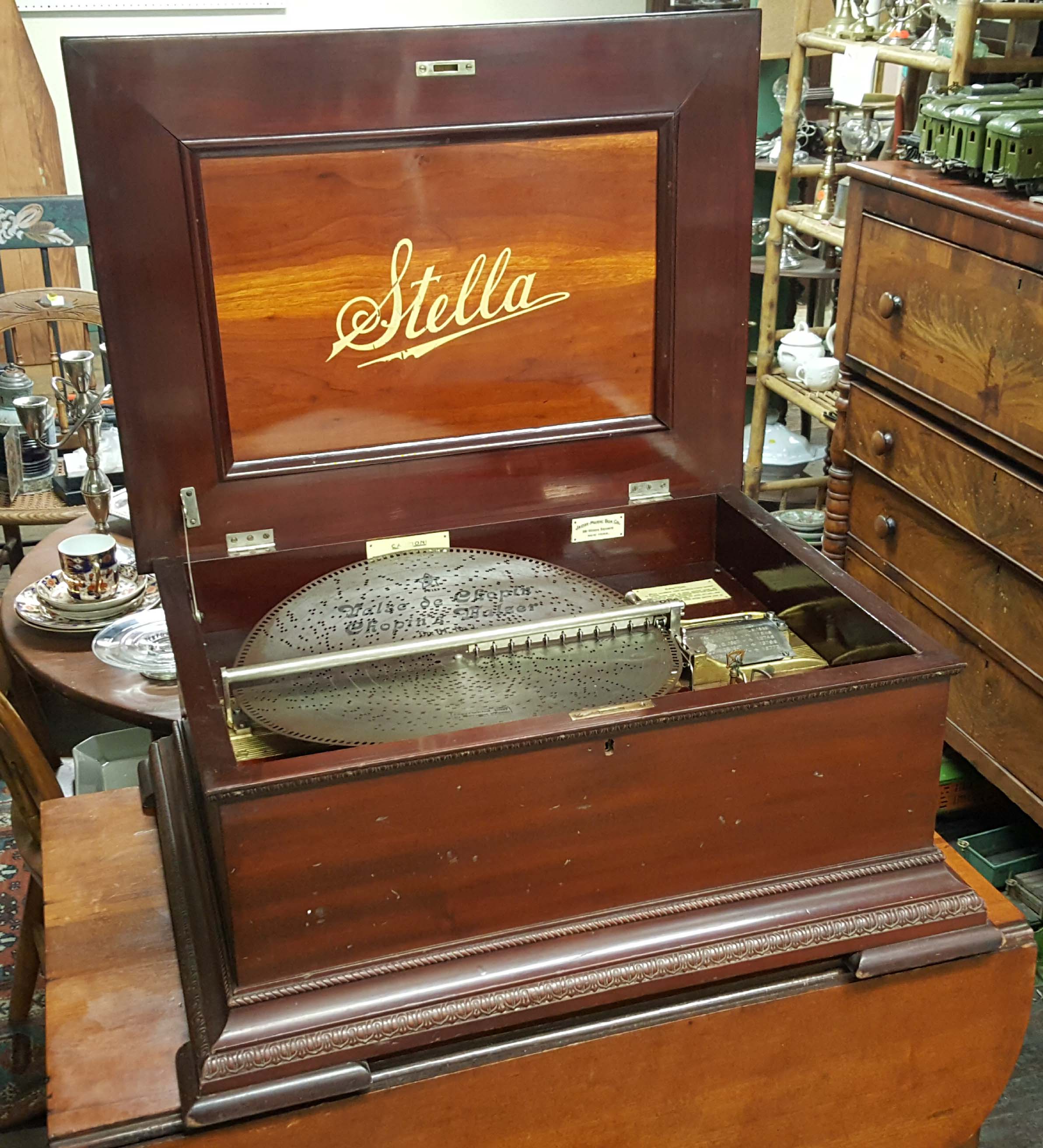 STELLA MUSIC BOX