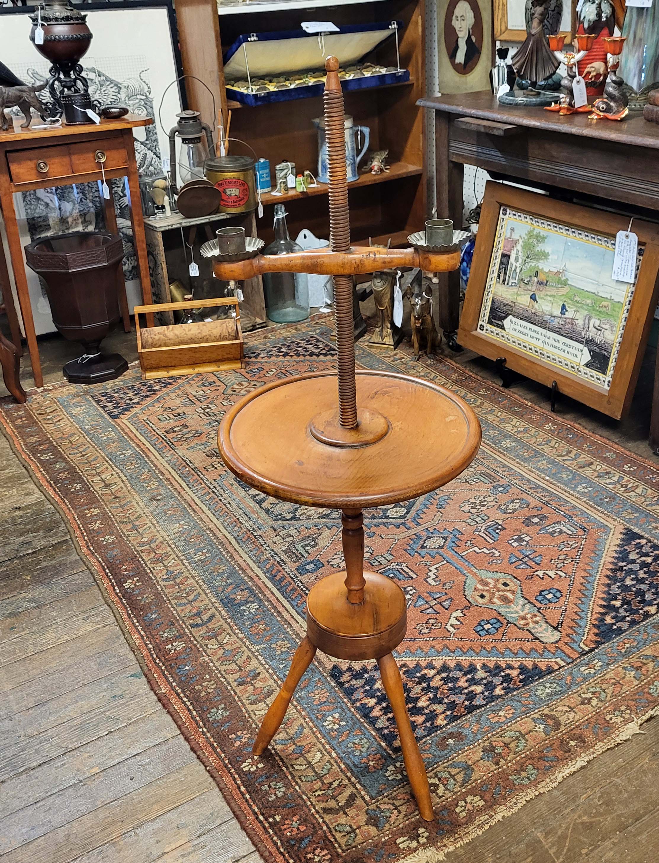 NEW ENGLAND ADJUSTABLE CANDLESTAND