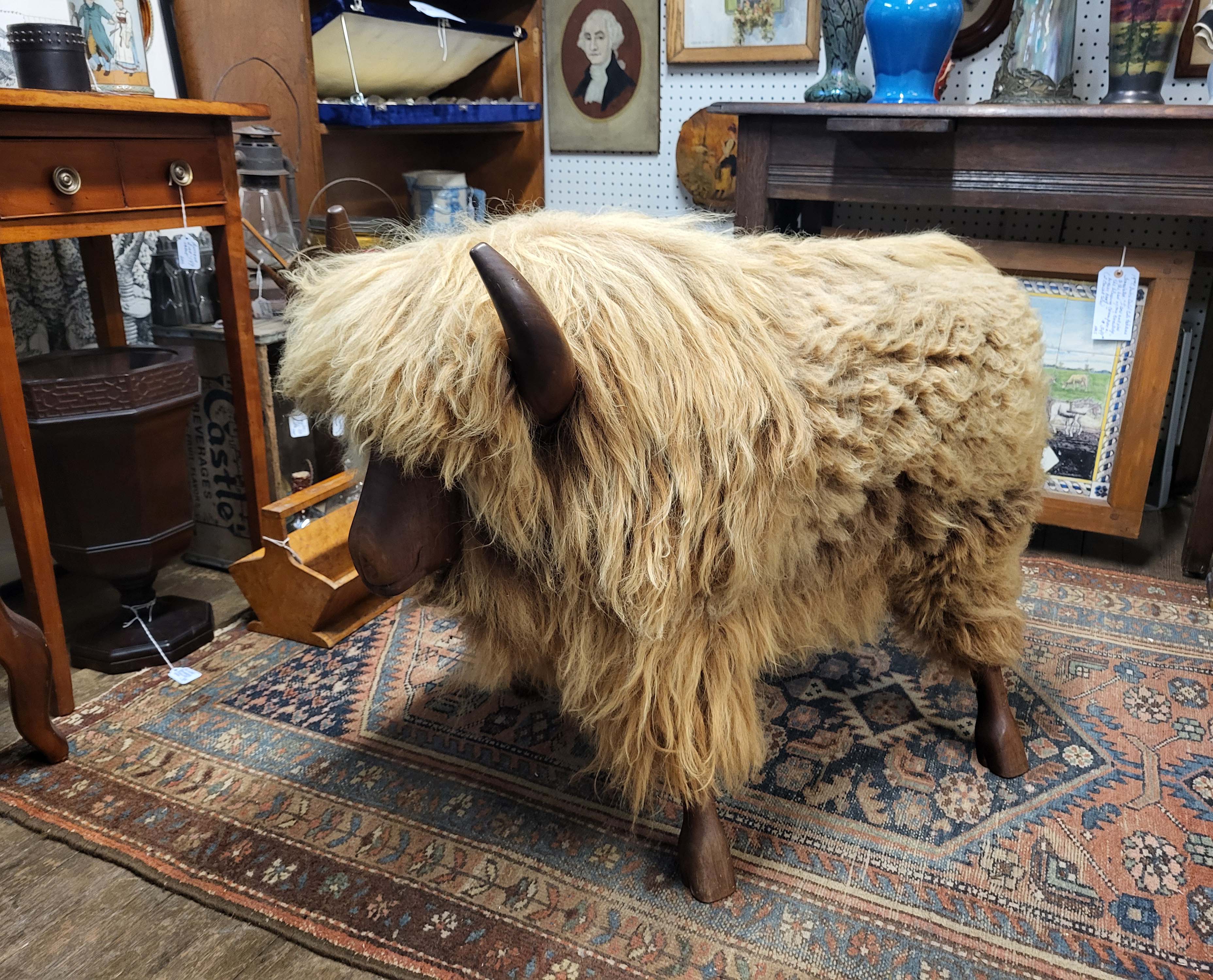 HIGHLAND COW FOOTSTOOL